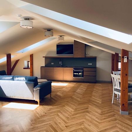 Roze Republikas Apartments Liepaja Bagian luar foto