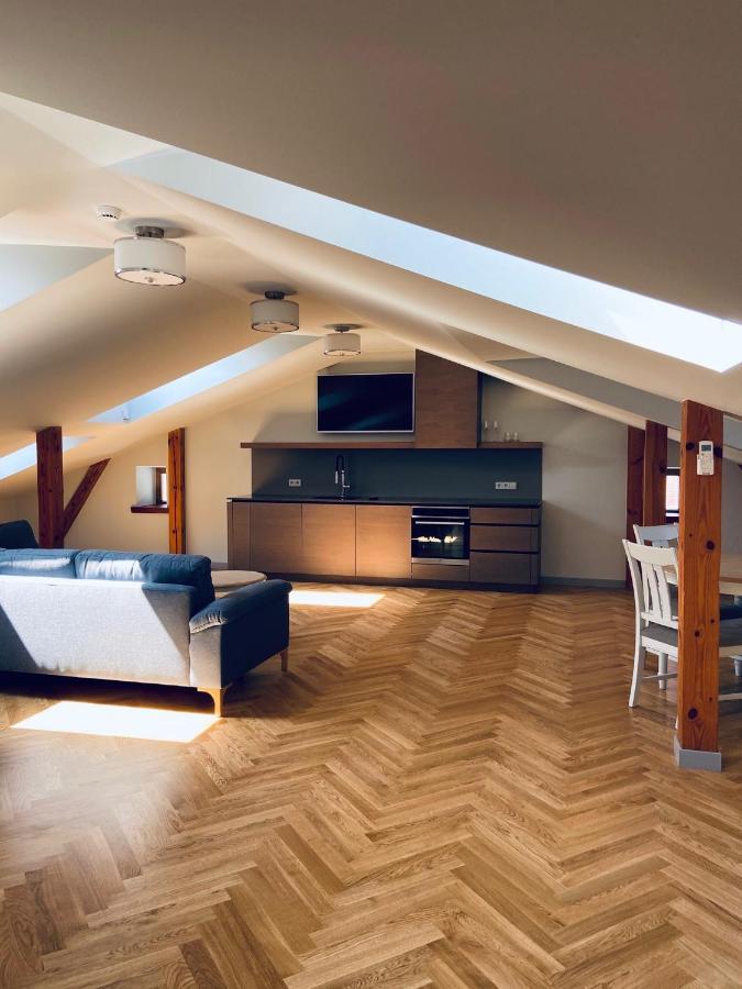 Roze Republikas Apartments Liepaja Bagian luar foto