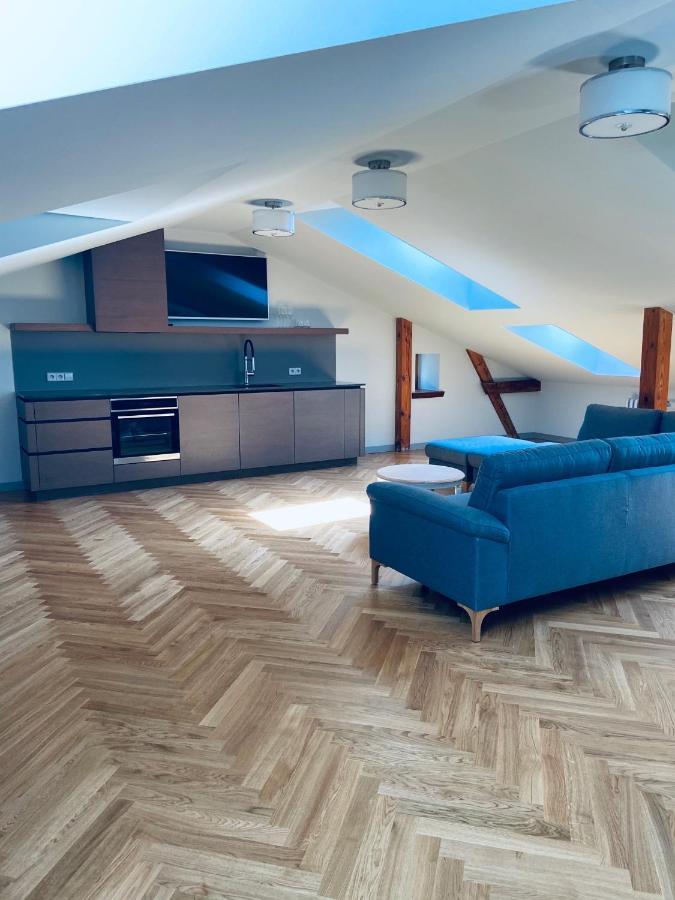 Roze Republikas Apartments Liepaja Bagian luar foto
